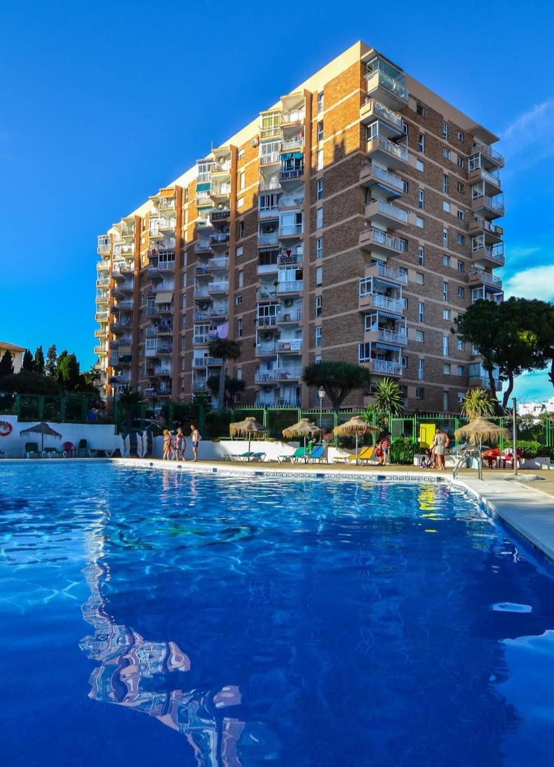 Acuario Apartments Benalmadena 1 Bedroom, 2 Bathrooms Eksteriør billede